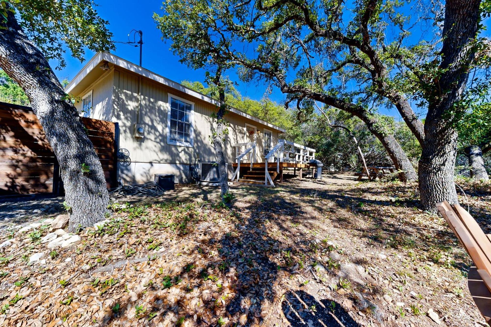 Meadow Creek Cottage Wimberley Exterior photo